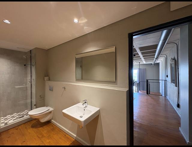 2 BEDROOM APARTMENT TO LET IN BALLITO CENTRAL